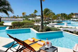 Junior Suite Swim Up Poolside at TRS Cap Cana Hotel